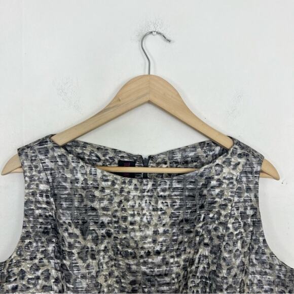 Tom and Linda Platt Animal Print Sleeveless Pleated Cocktail Formal Dress - Picture 8 of 13